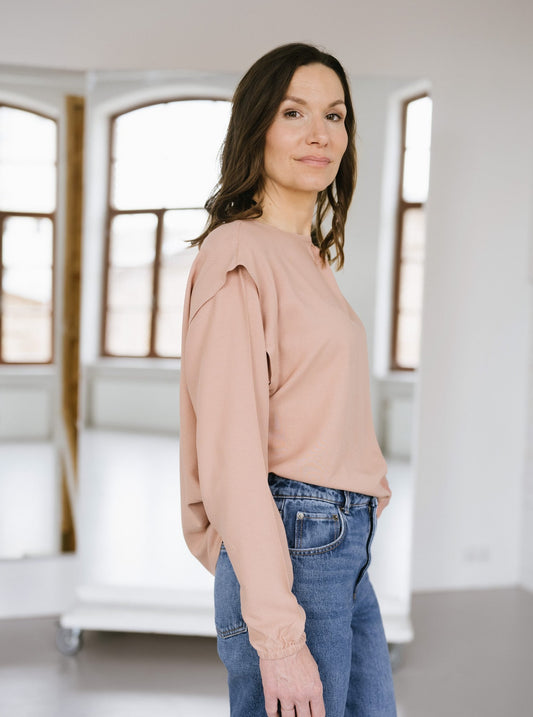 MAVIE Bluse Viskose im Farbton Nude Rose, Foto: Nikki Harris