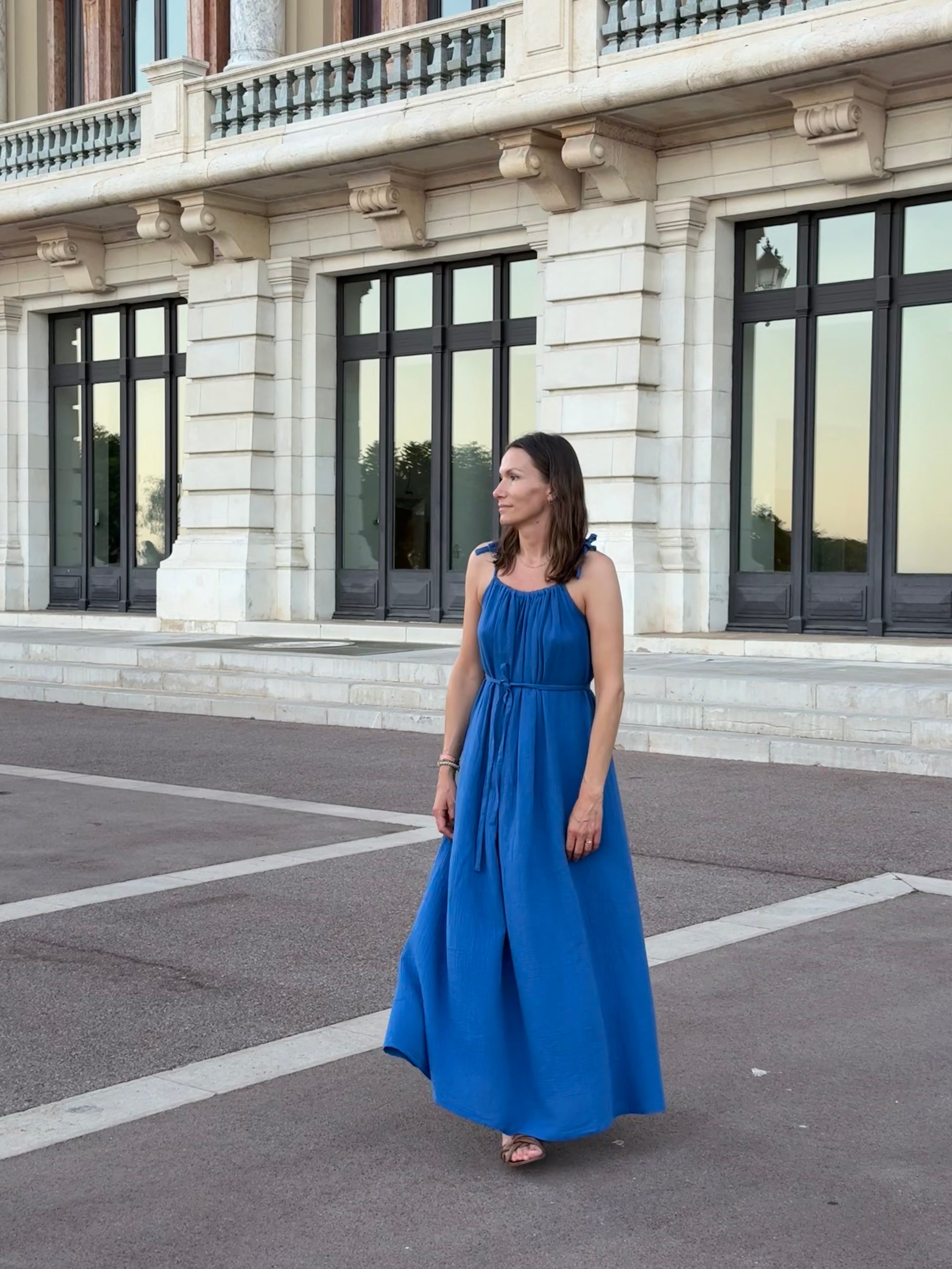 ELISE Kleid Musselin im Farbton Bright Blue aus 100% Bio-Baumwolle 