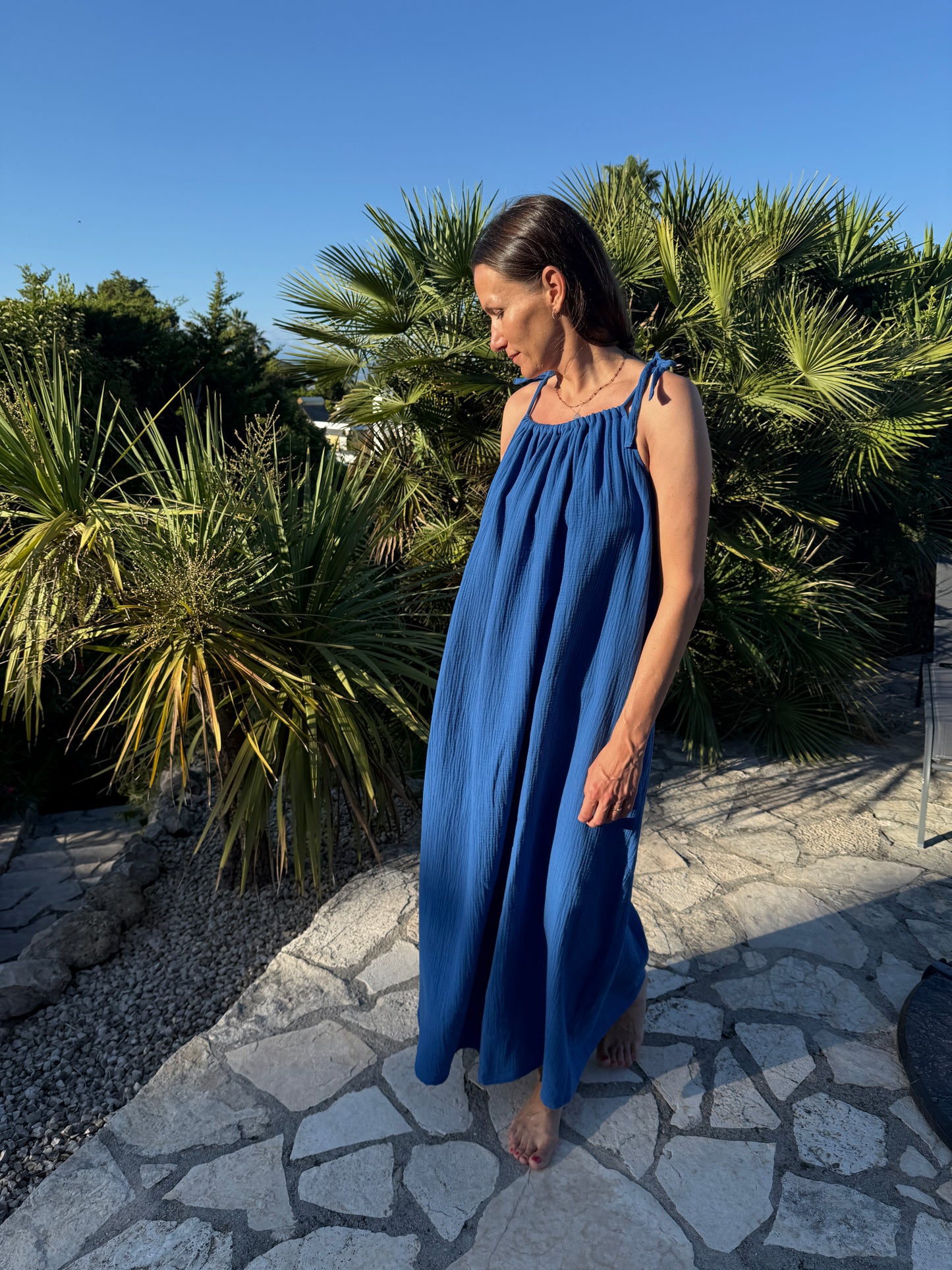 ELISE Kleid Musselin im Farbton Bright Blue aus 100% Bio-Baumwolle 