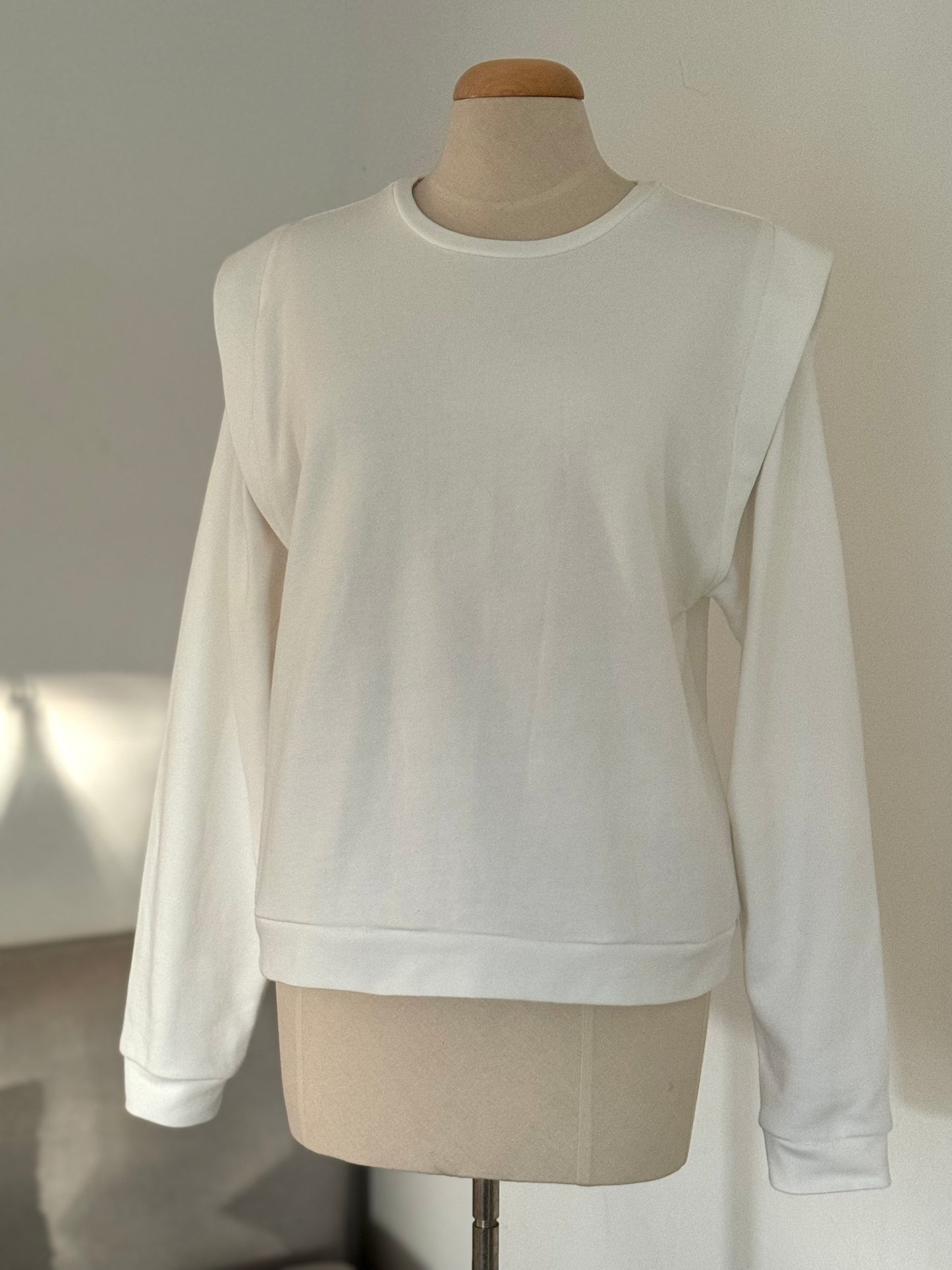 ALMUT Sweater